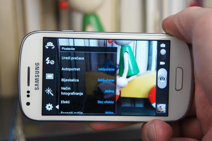 Samsung_Galaxy_S-III_mini_live_test (23).jpg